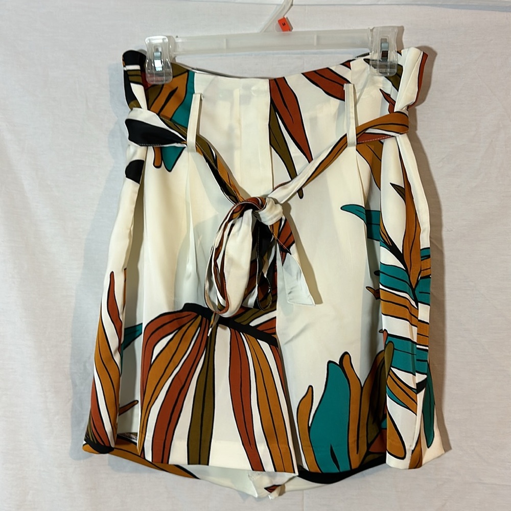 Nine West High Rise Shorts - Picture 4 of 11